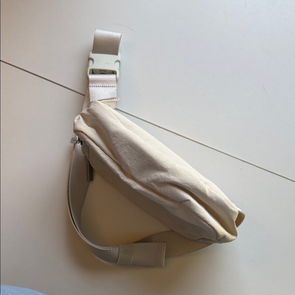 Lululemon Belt Bag - Picture 2 of 4